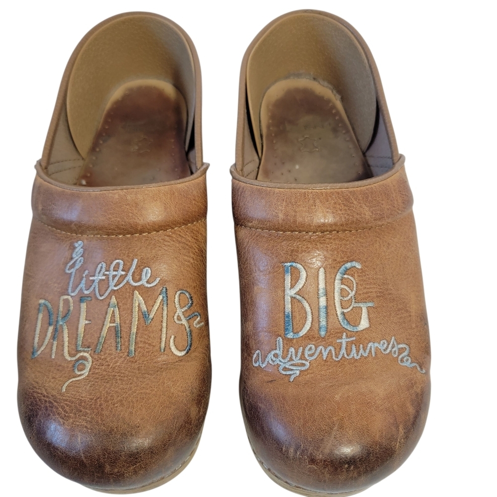 Dansko Twin Pro Clog Brown Leather Sz 40 Embroidered Wood Outsole Nurse Fall